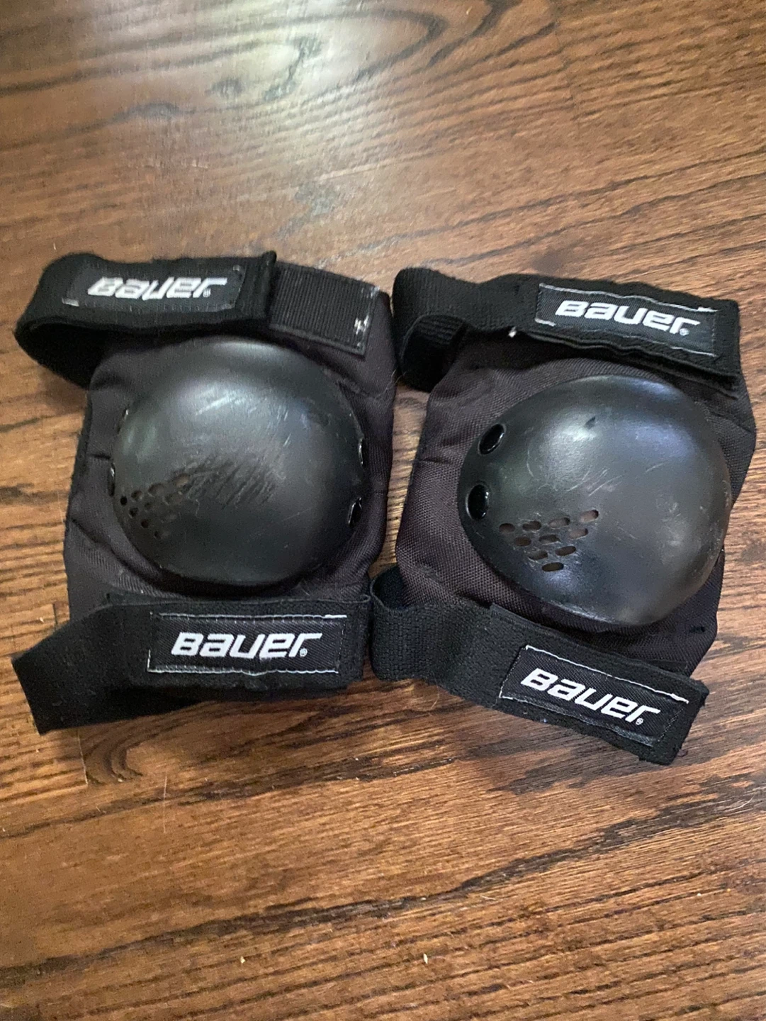Bauer Knee Pads