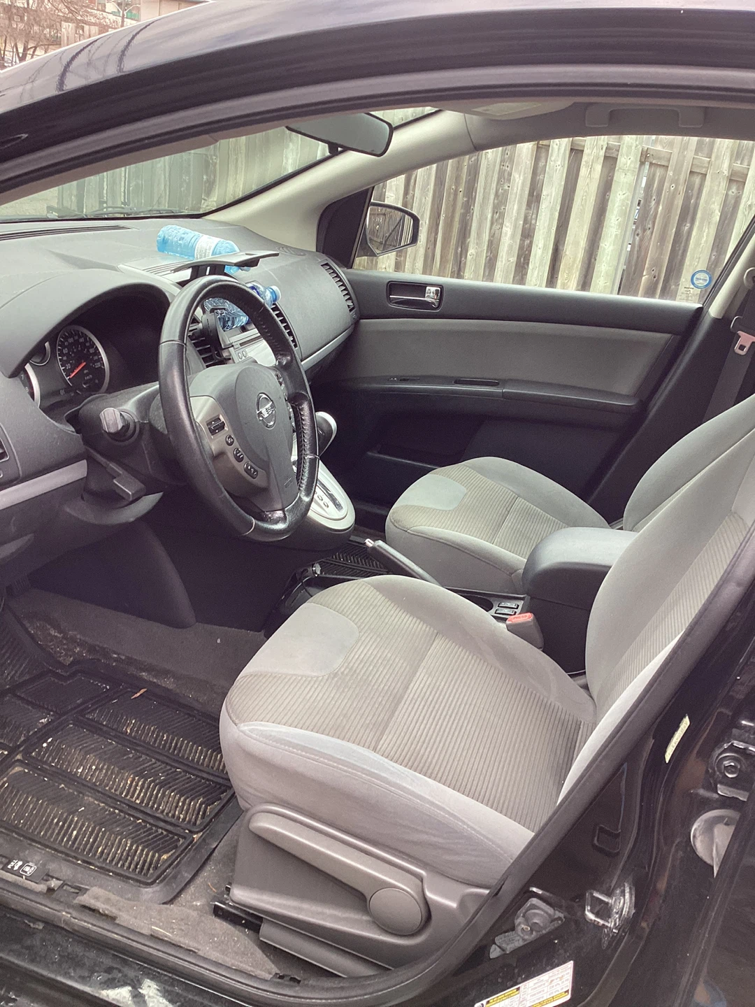 Black Nissan Sentra SR Sedan - photo 4