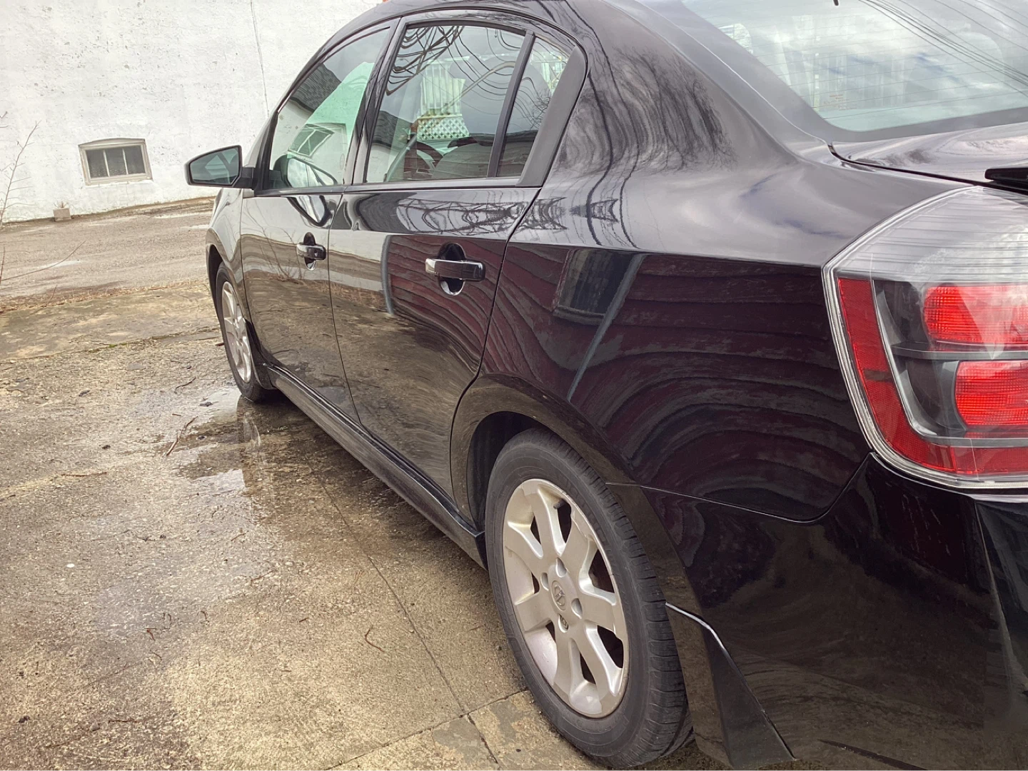 Black Nissan Sentra SR Sedan - photo 2