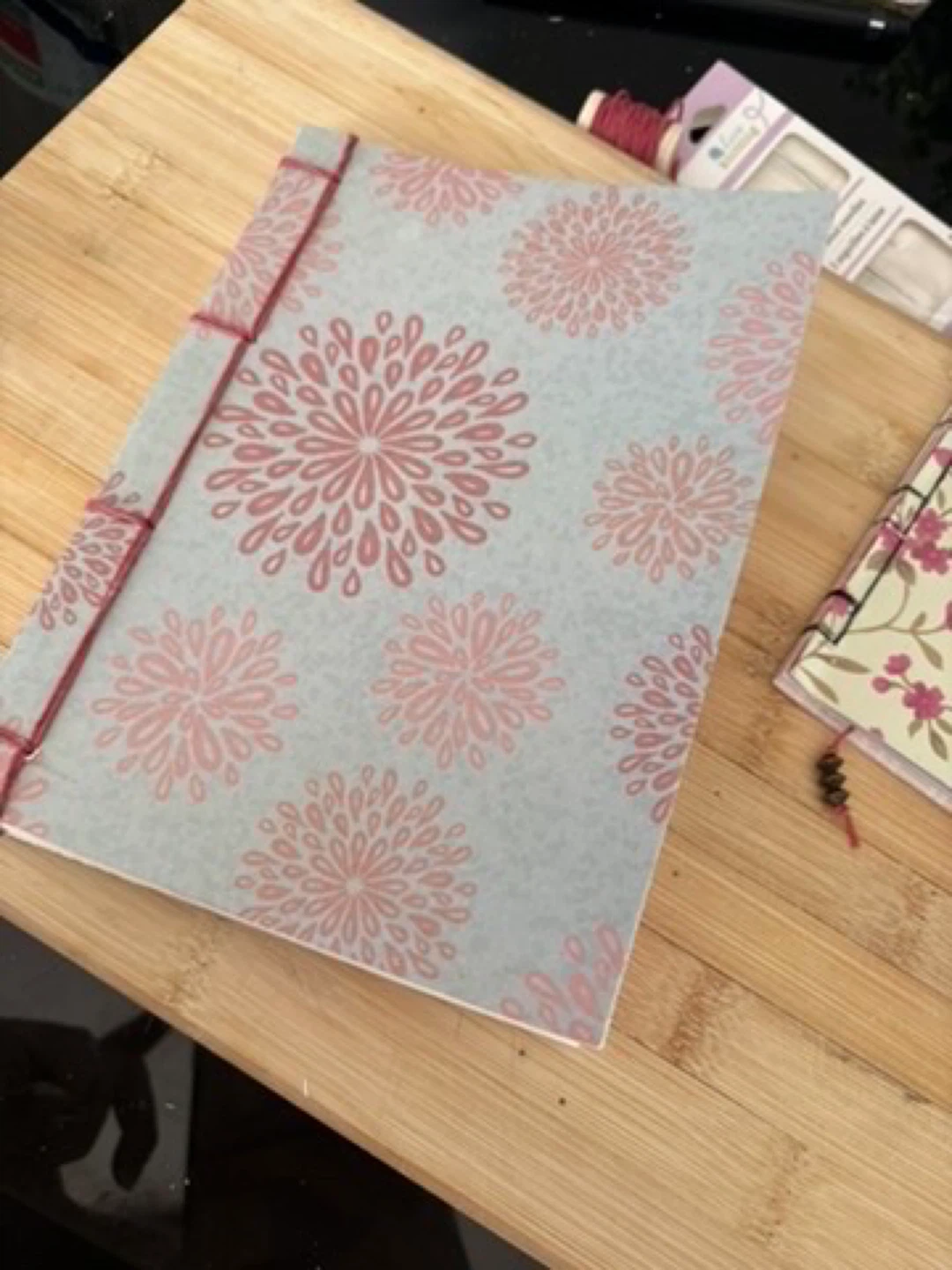 Carnet fait main L'Atelier Botanique motif floral - photo 5