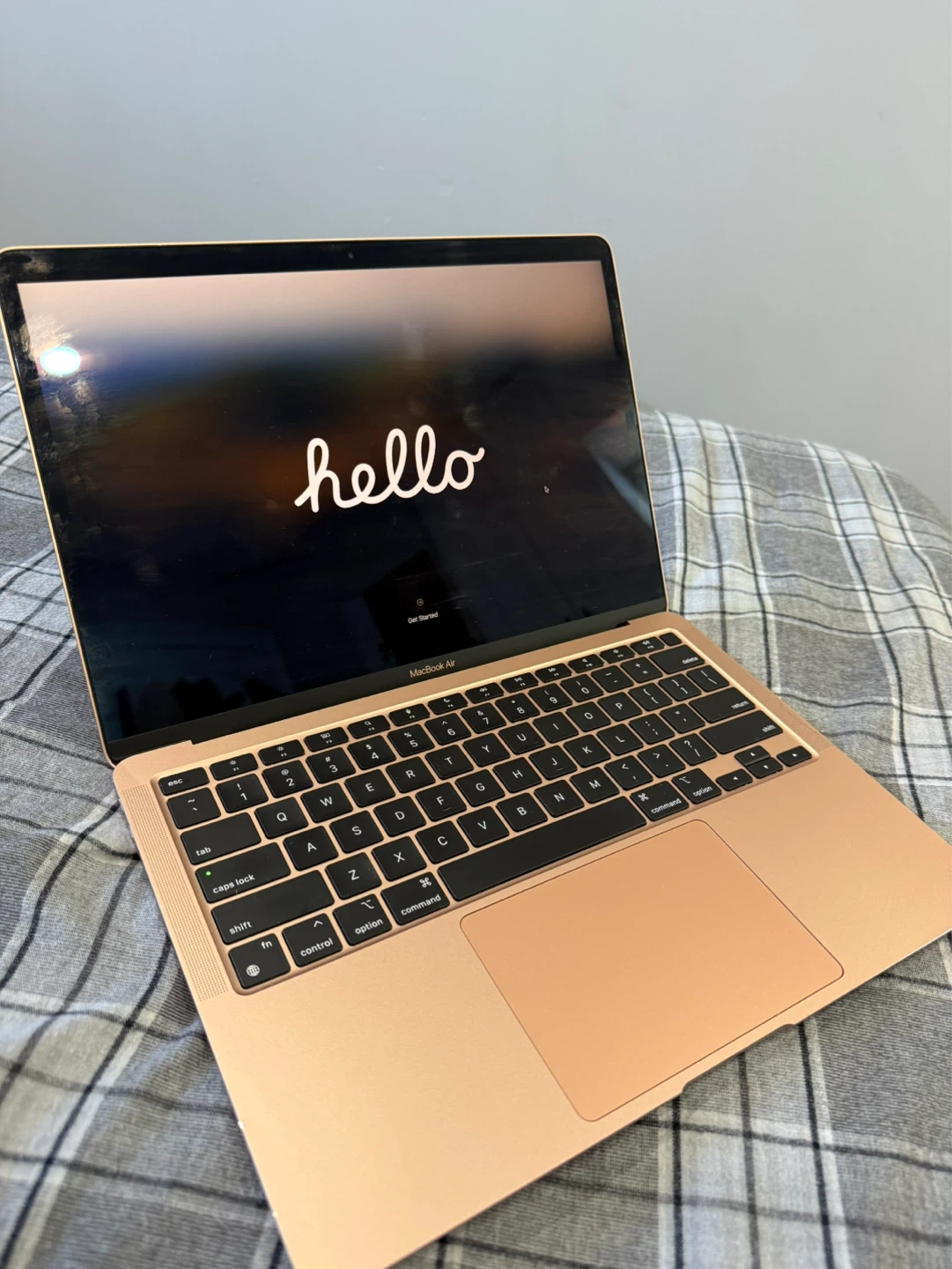 Apple MacBook Air (Rose Gold)