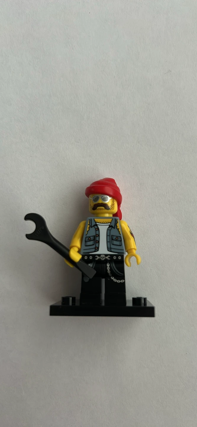 LEGO Minifigure Motorcycle mechanic series 10