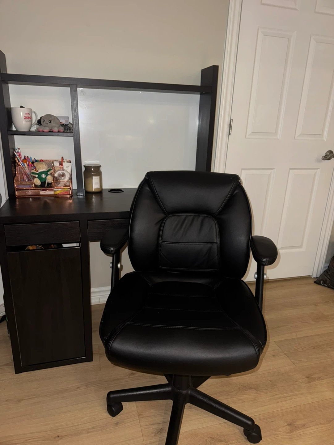 Black Faux Leather Swivel Office Chair - photo 3