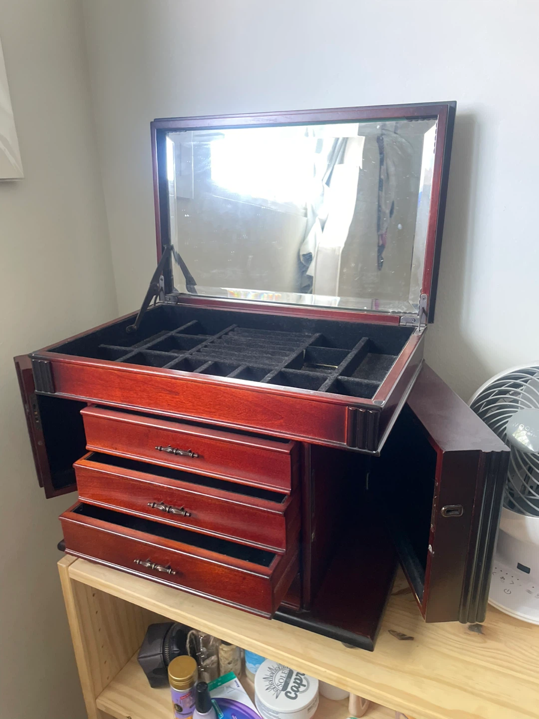 Moving Sale – Furniture Must Go Before Friday - photo 2