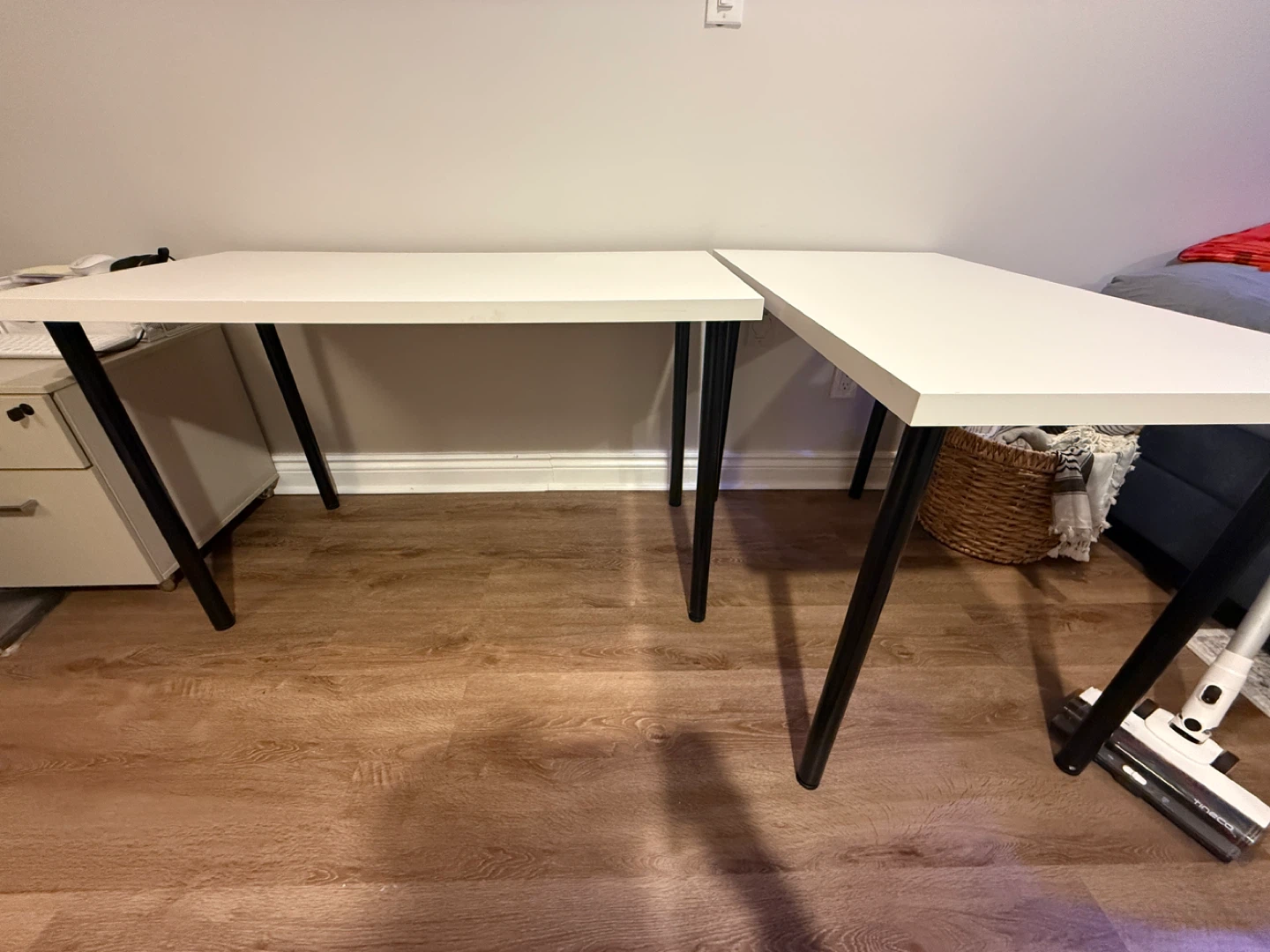 White Desk with Black Legs - photo 2