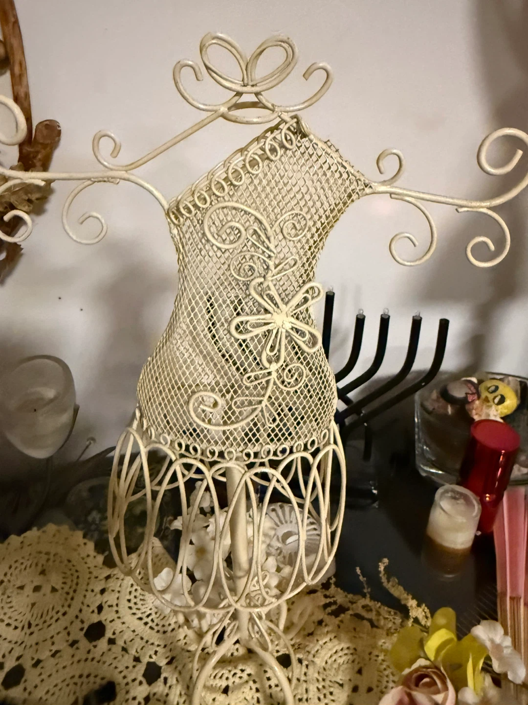 Vintage Style Metal Jewelry Display Mannequin