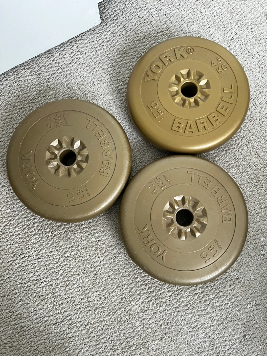 3 York Barbell Weight Plates each 10 lbs(4.5kg)