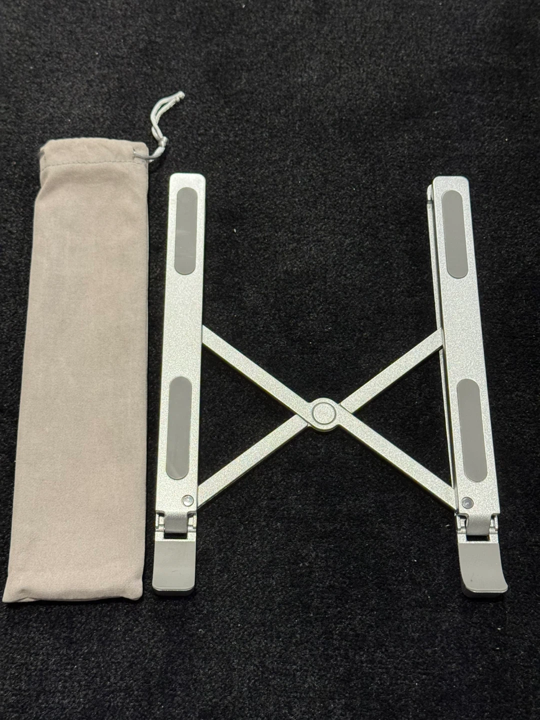 Laptop/tablet stand (2x)
