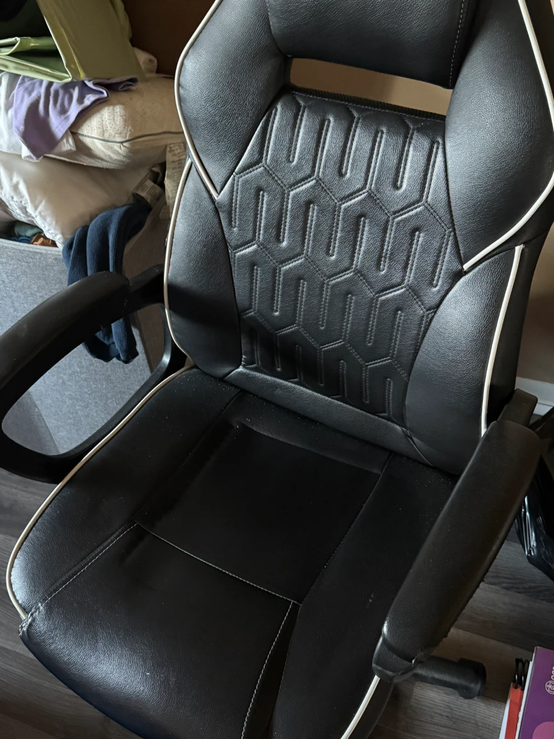 Gaming chair - photo 2