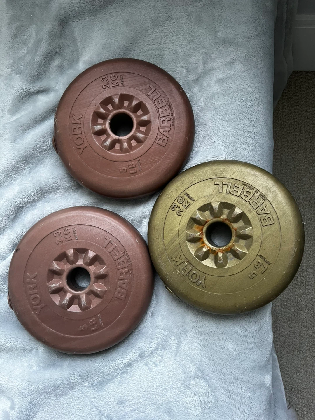 3 York Barbell Weight Plates 5 LB(2.3 KG)