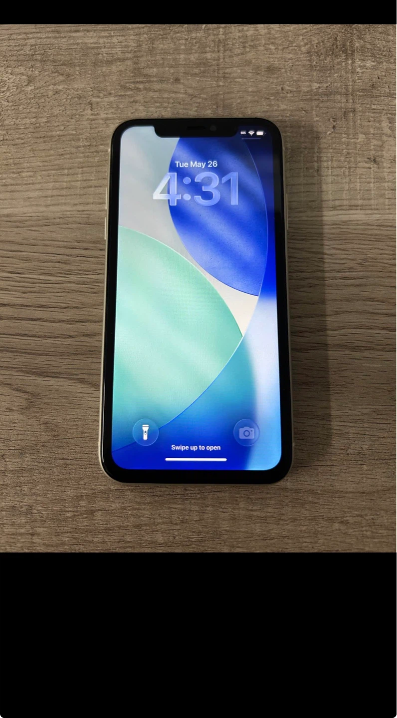 Apple iPhone 11 - White (64GB) - photo 2