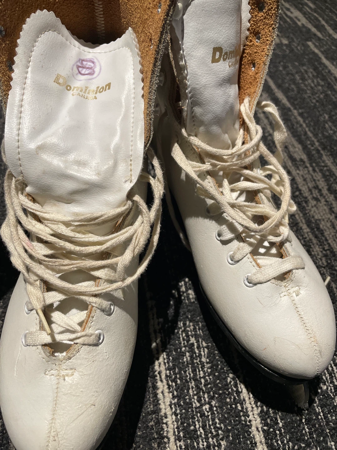 Dominion Canada White Figure Skates