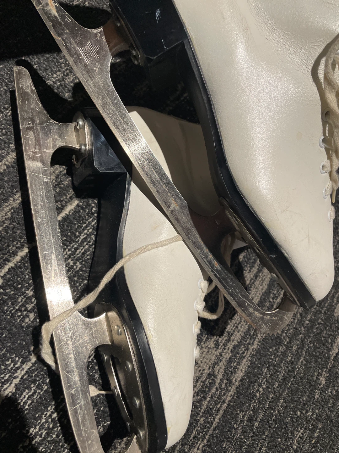 Dominion Canada White Figure Skates - photo 2