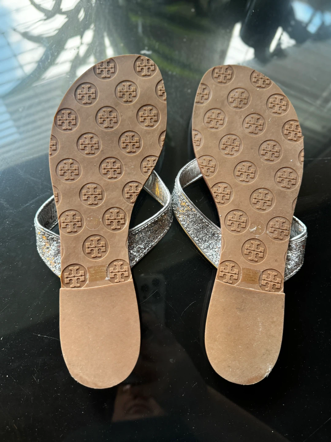 Tory Burch Silver Glitter sandals - photo 2