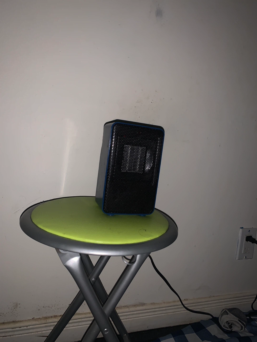Black Portable Space Heater - photo 2