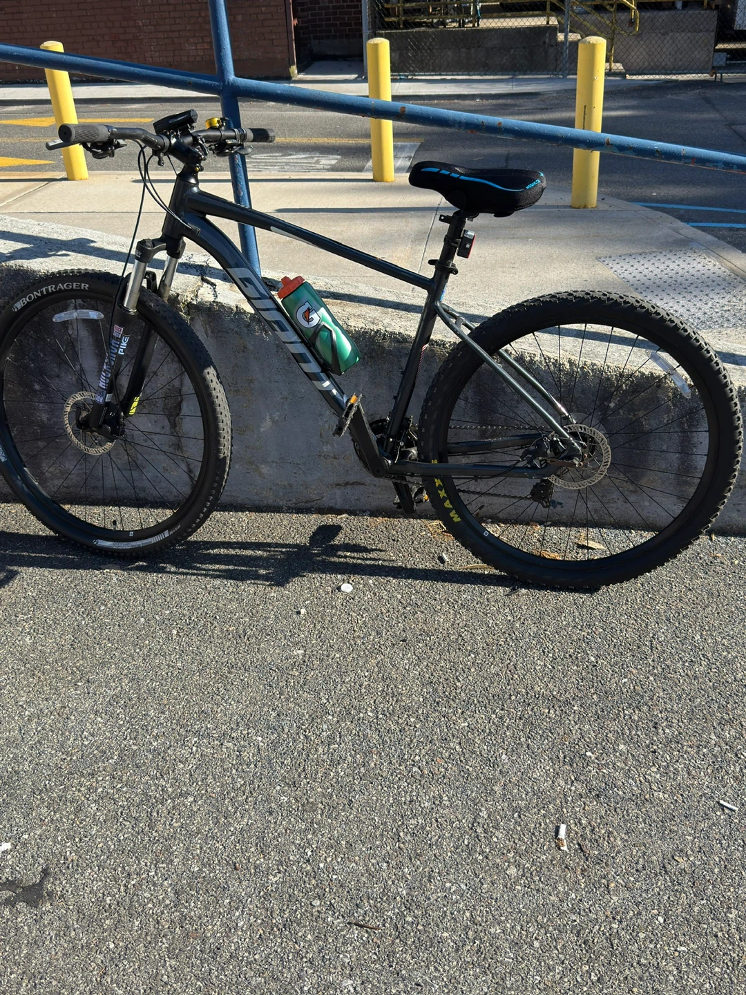 Giant talon Mountain Bike aro 29 en buenas conditions - photo 2