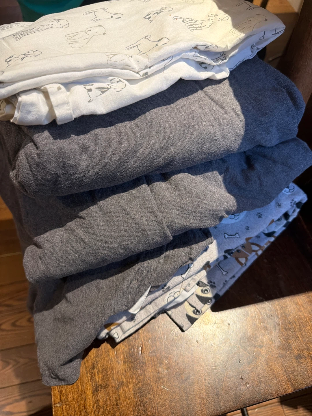 Bundle of twin flat sheets