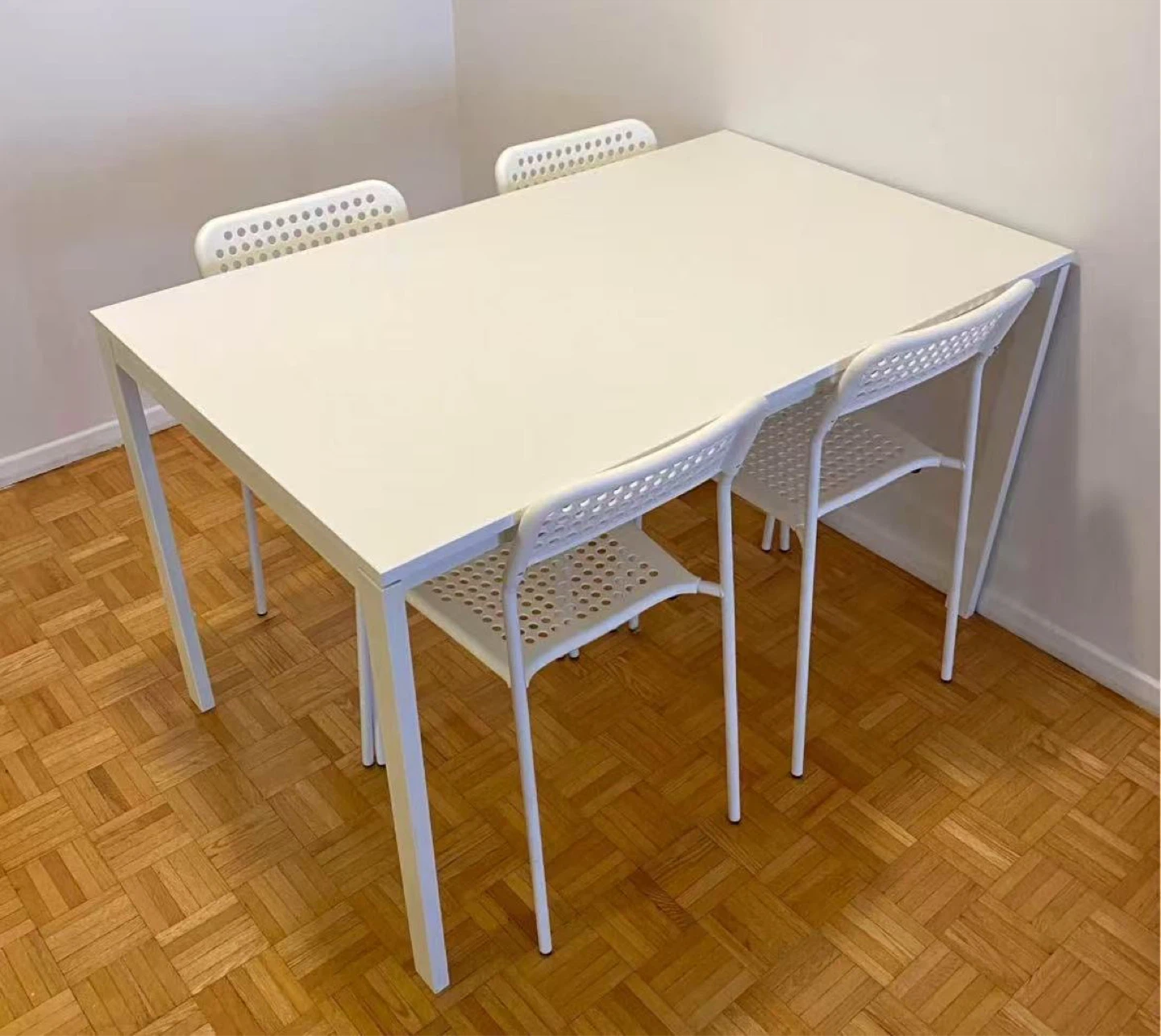 IKEA white Dining table with 4 chairs