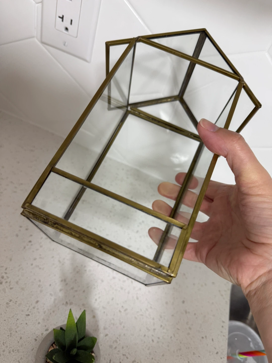Cute little glass plant house & faux succulent - photo 5