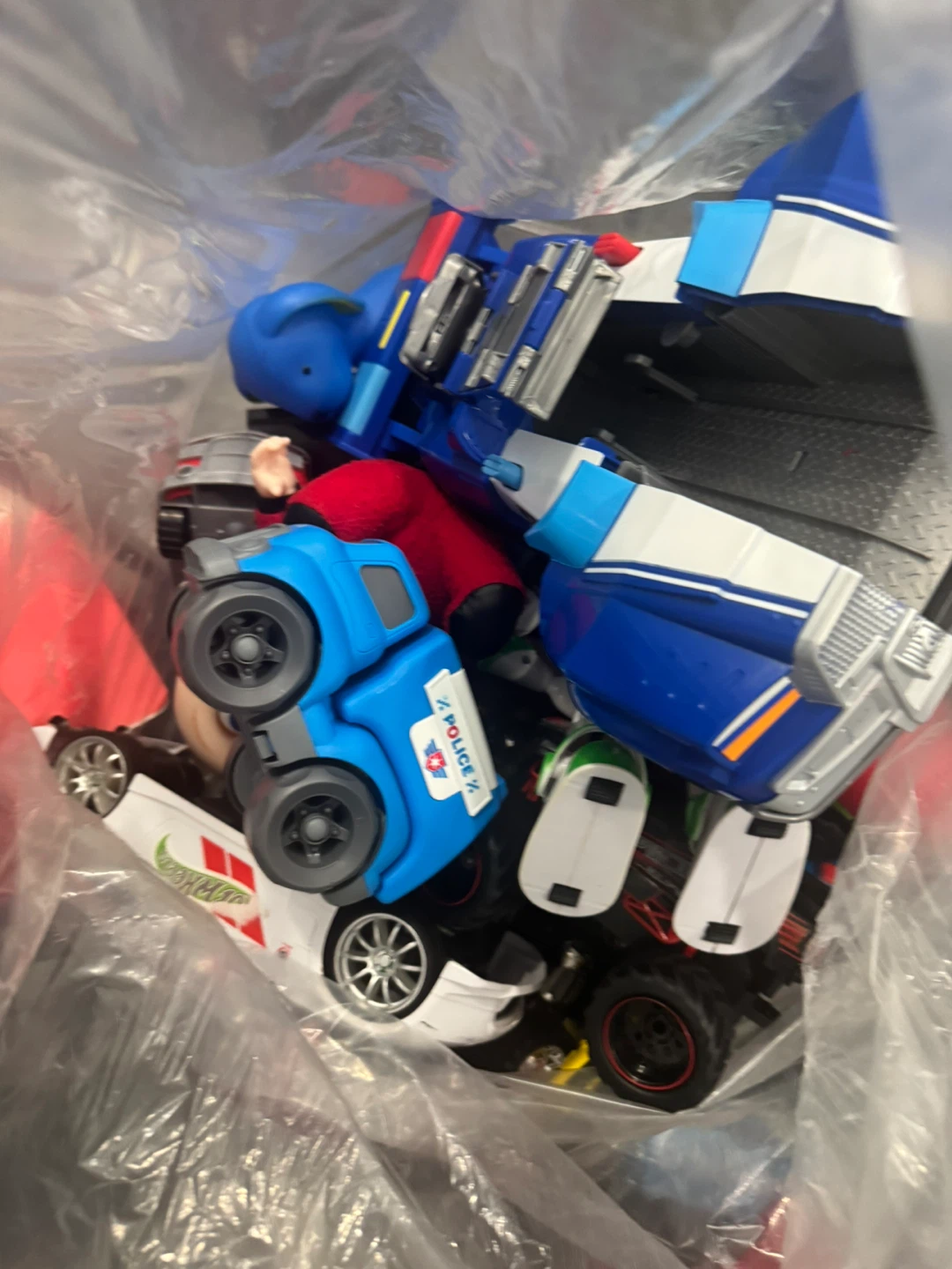 Bag of assorted toy vehicles and figures - photo 3