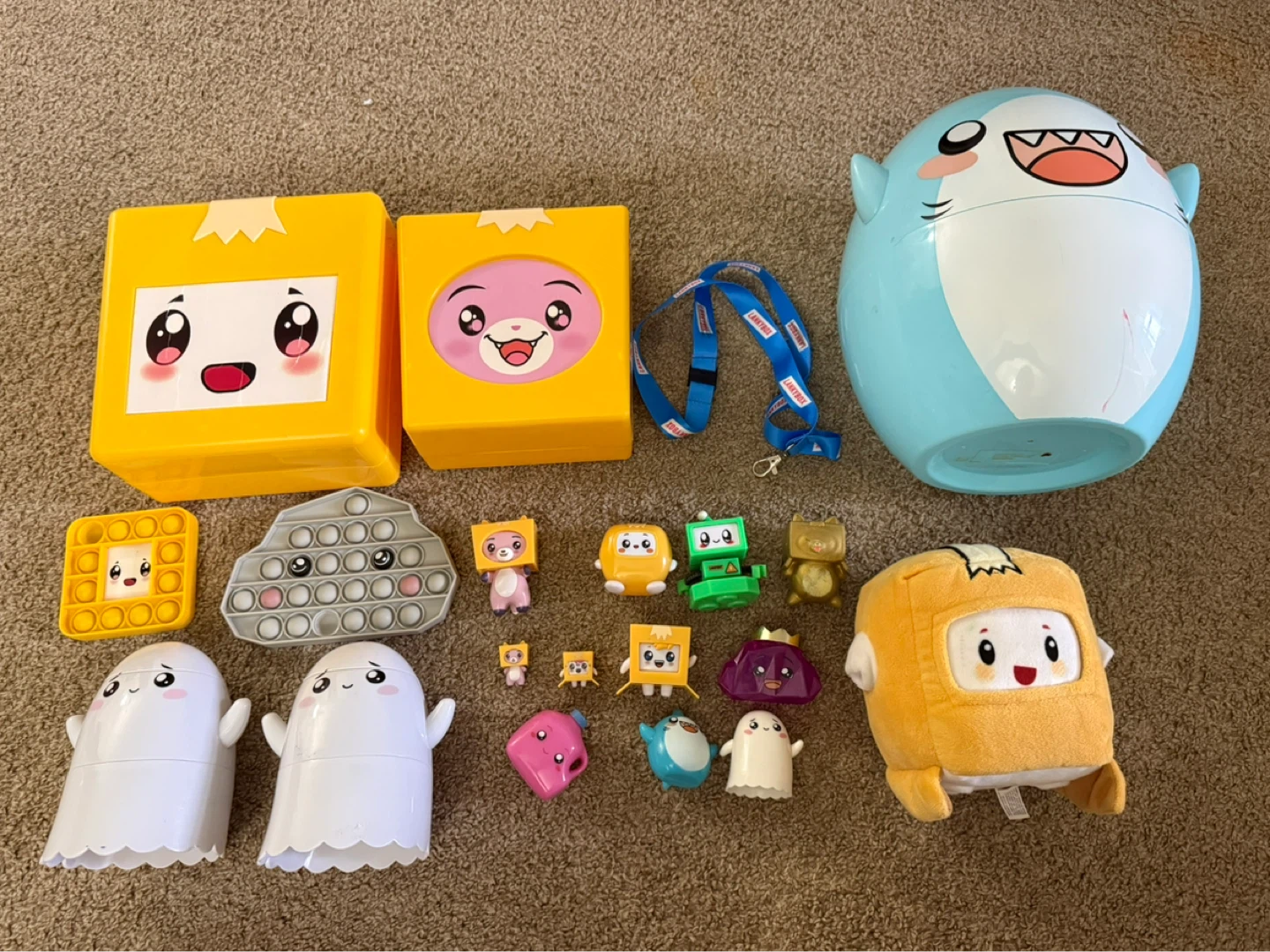 LankyBox Surprise Toys and Accessories Bundle