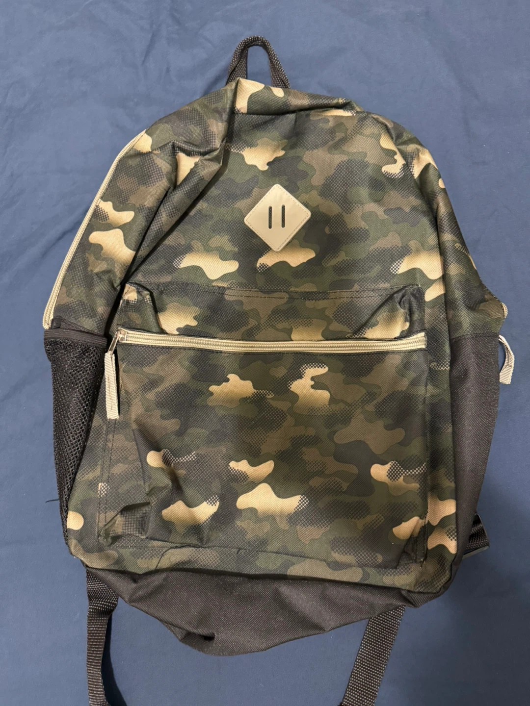 Assorted backpacks - photo 3