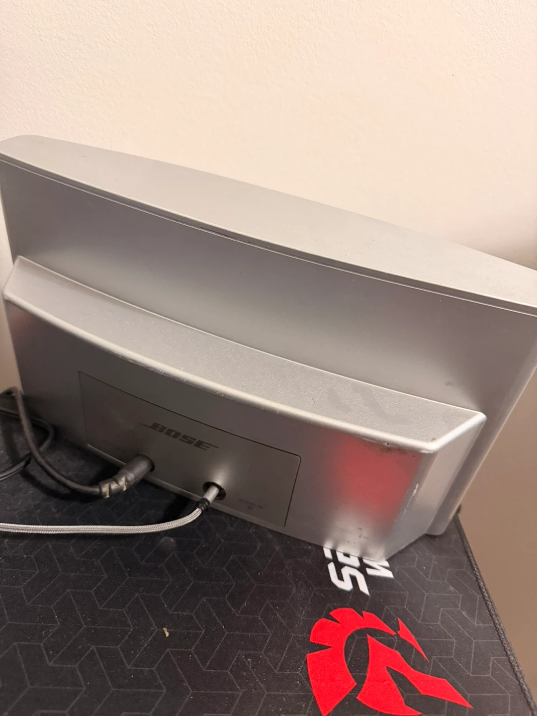 Bose SoundDock Portable Music System PLUS MI monitor screen - photo 2
