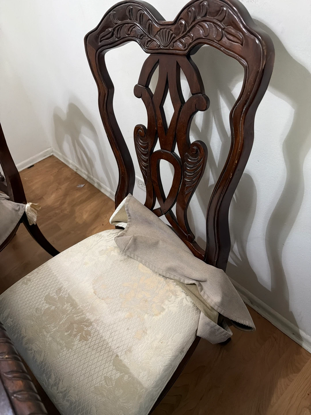 Antique Dining Table and Chairs Set - photo 3