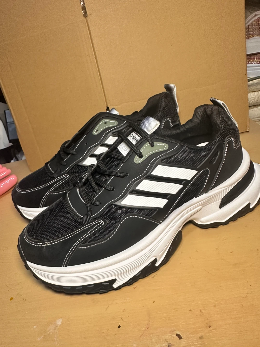 Men's Black & White Chunky Sneakers