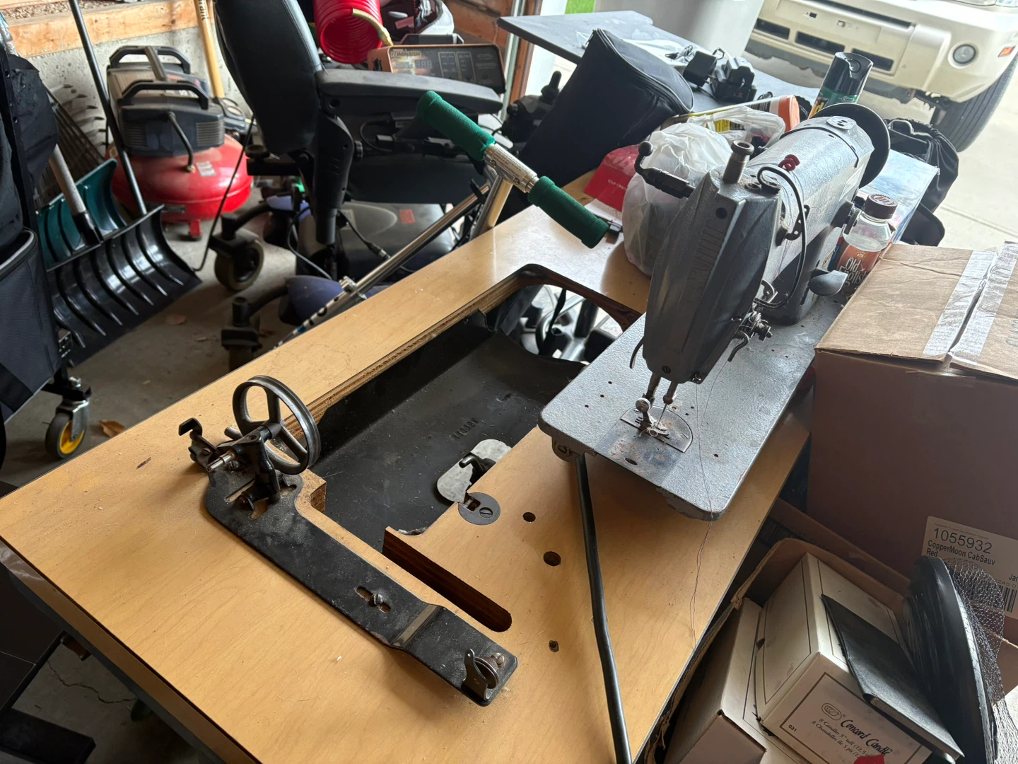 Singer Sewing Machine 196K5