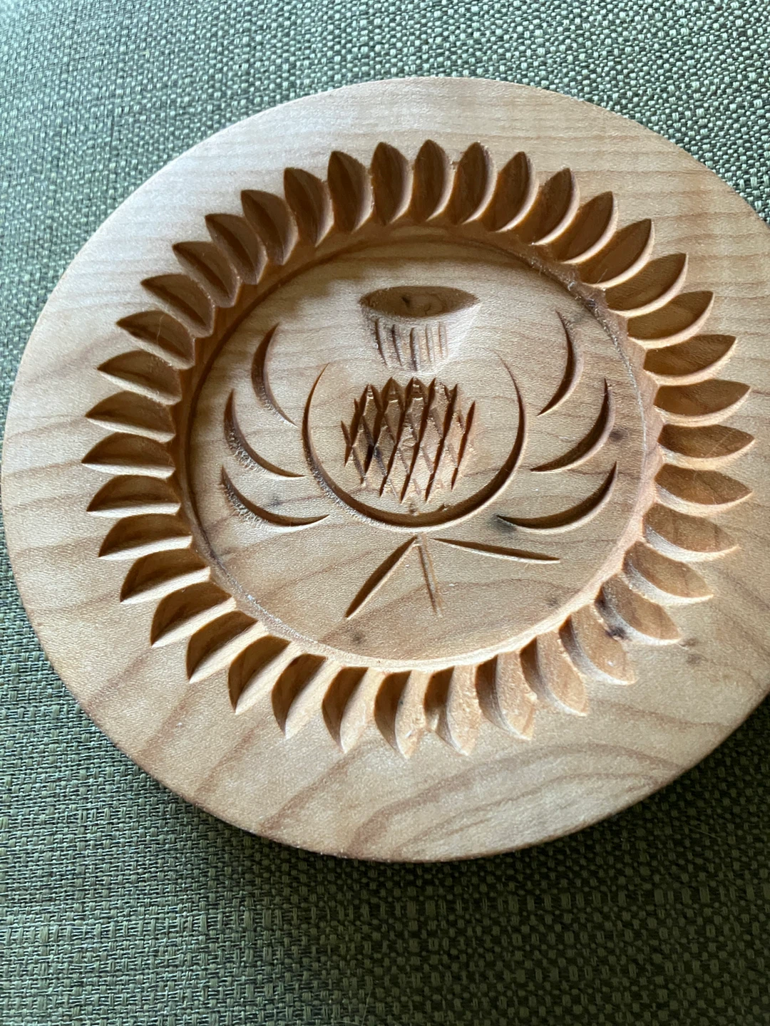 Stanley Whyte Cookie Mould - Thistle Design