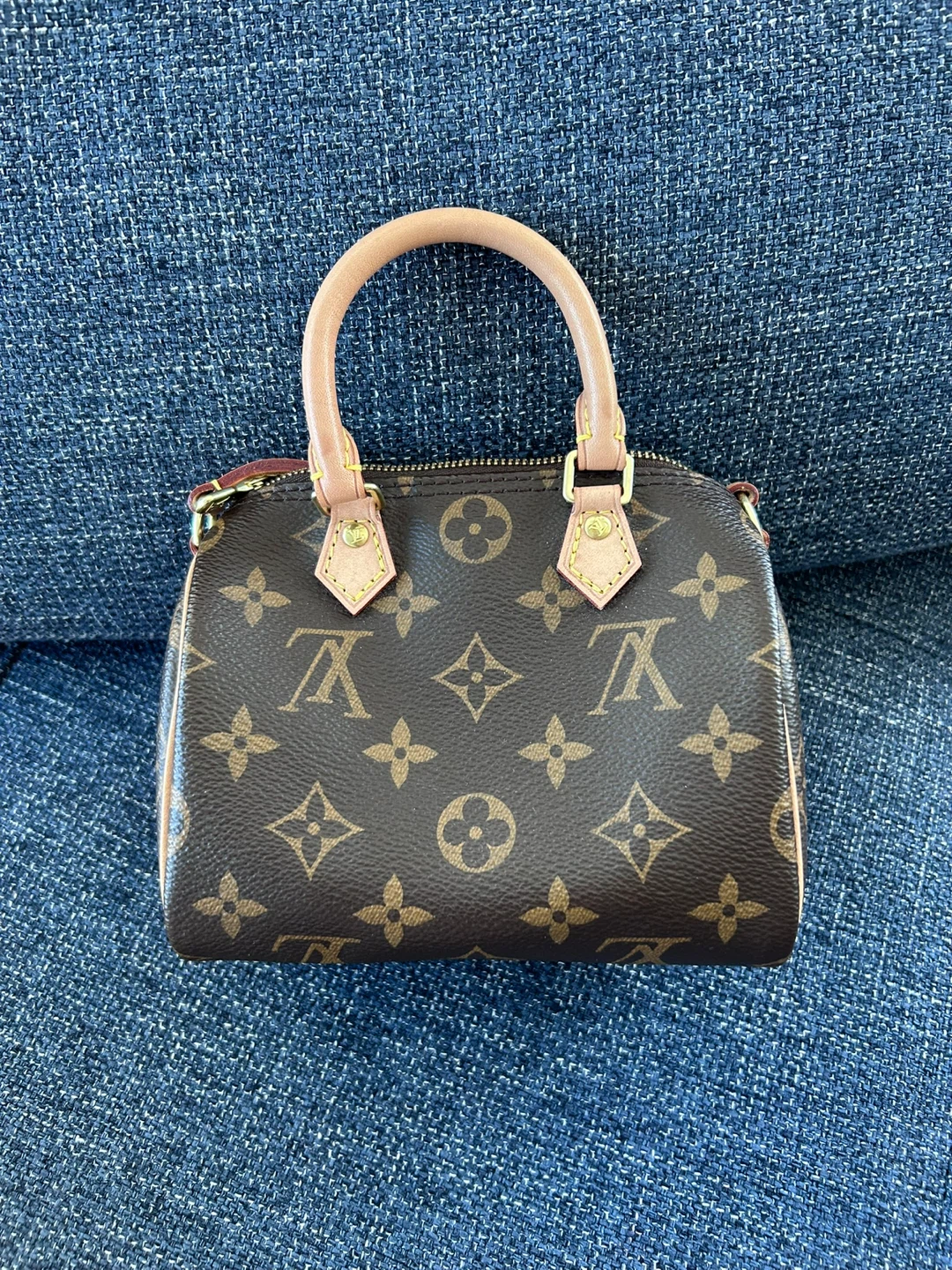 LV Speedy nano (original style with attached strap) - photo 2