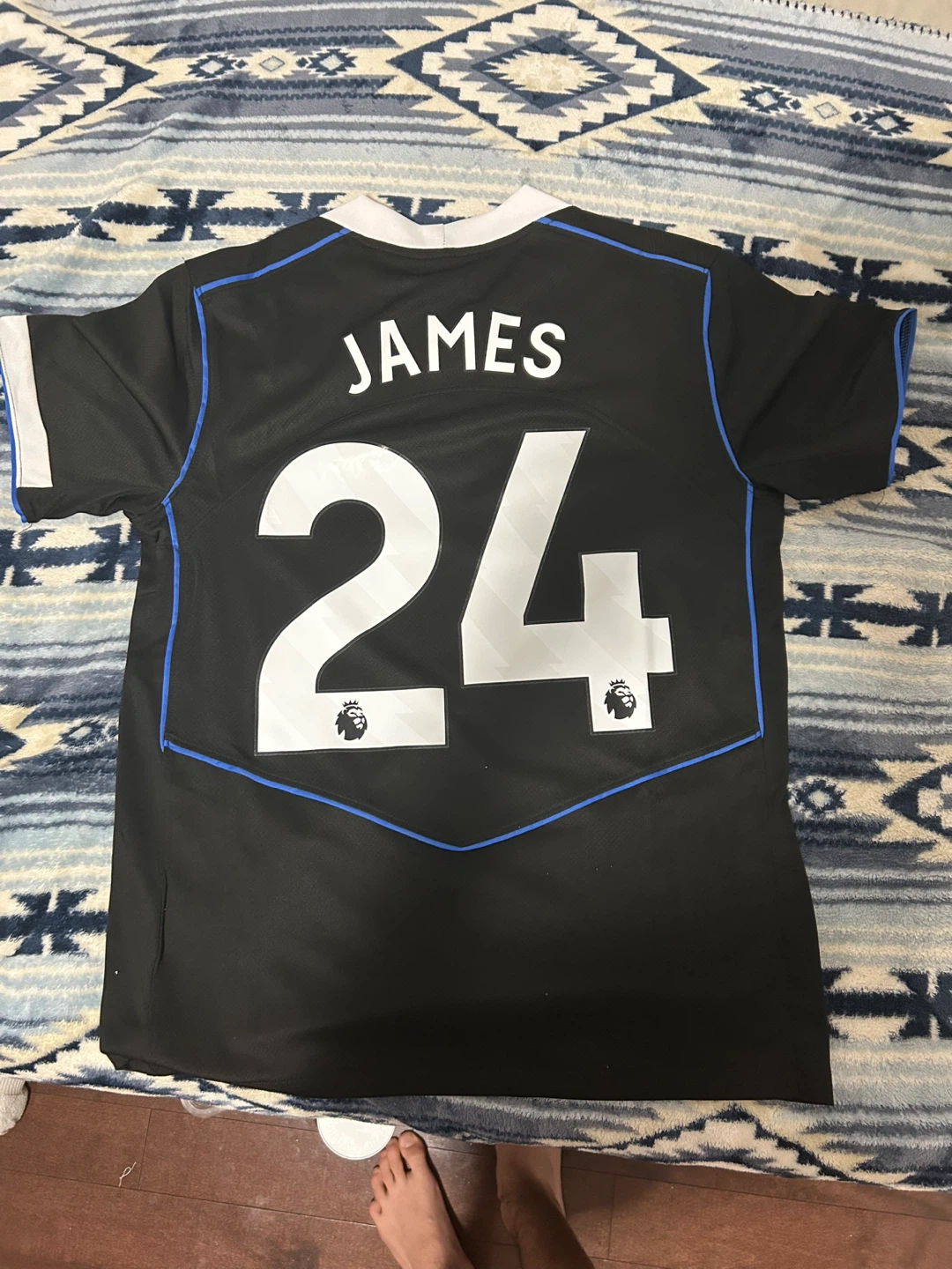 Nike Chelsea FC Soccer Jersey James 24 Size M - photo 2