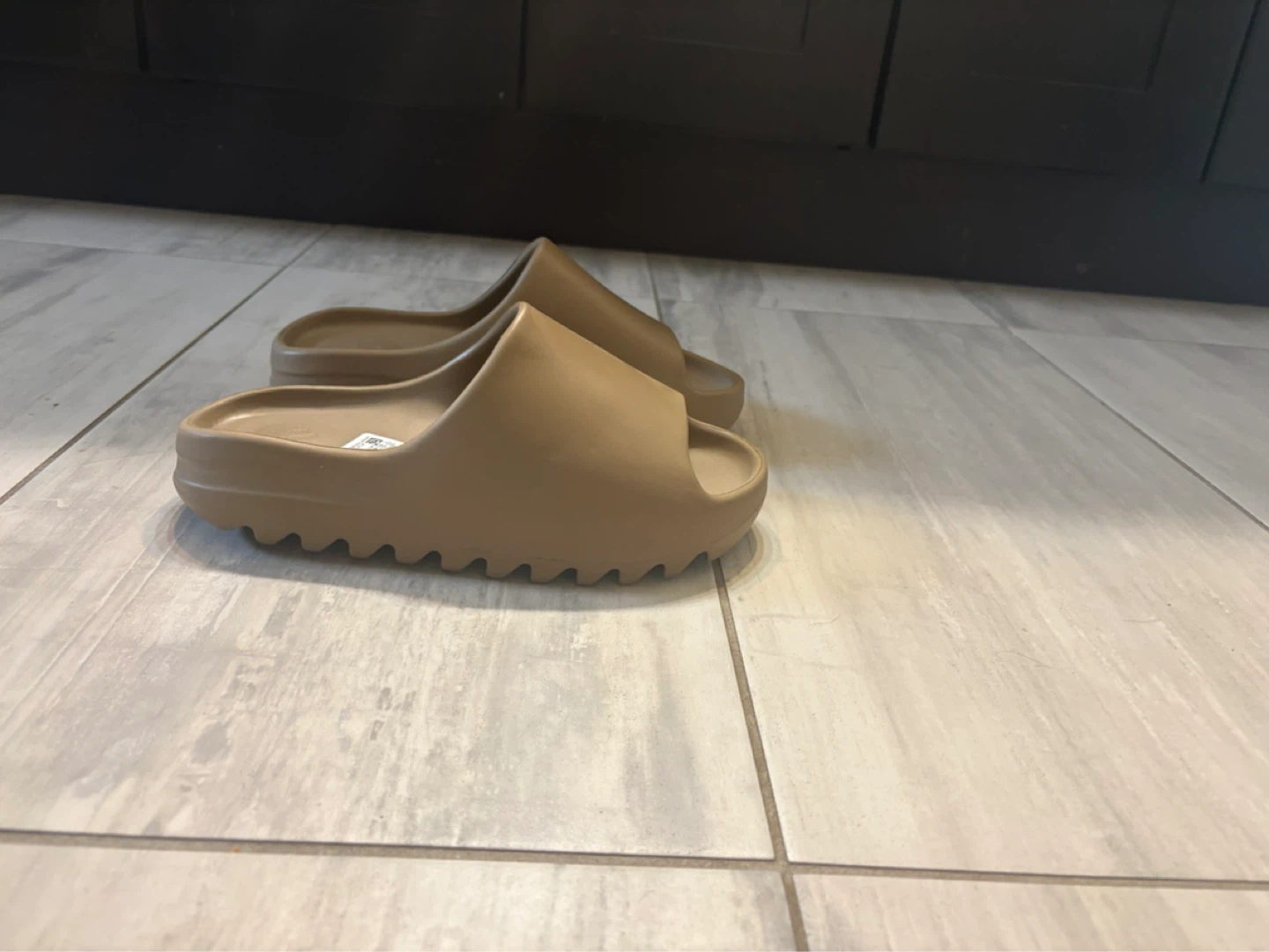 Adidas Yeezy Slides - photo 2