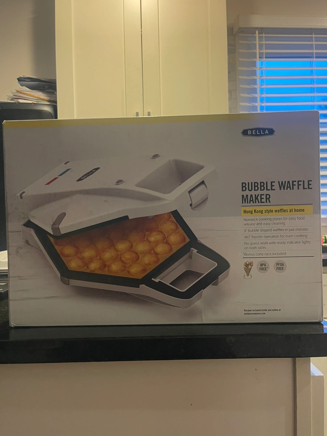 BELLA Bubble Waffle Maker