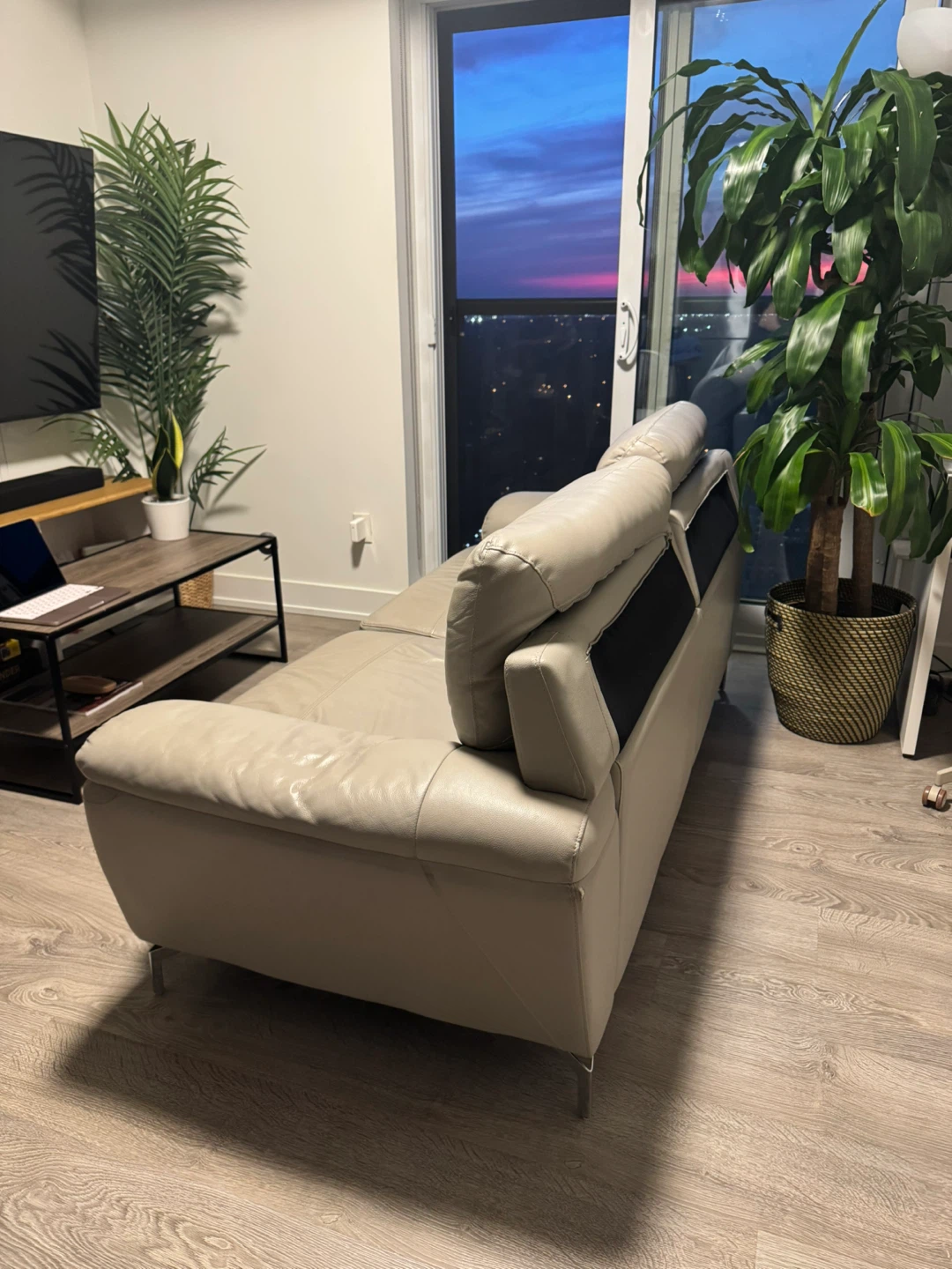 Light Beige Leather Sofa - photo 2