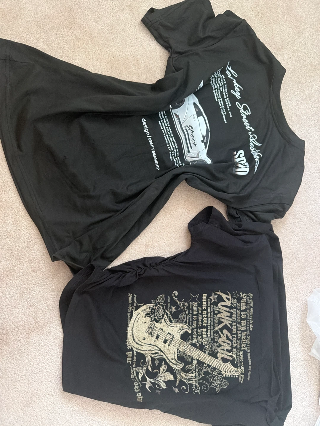 All 5 clothes for 27$🫰 - photo 2