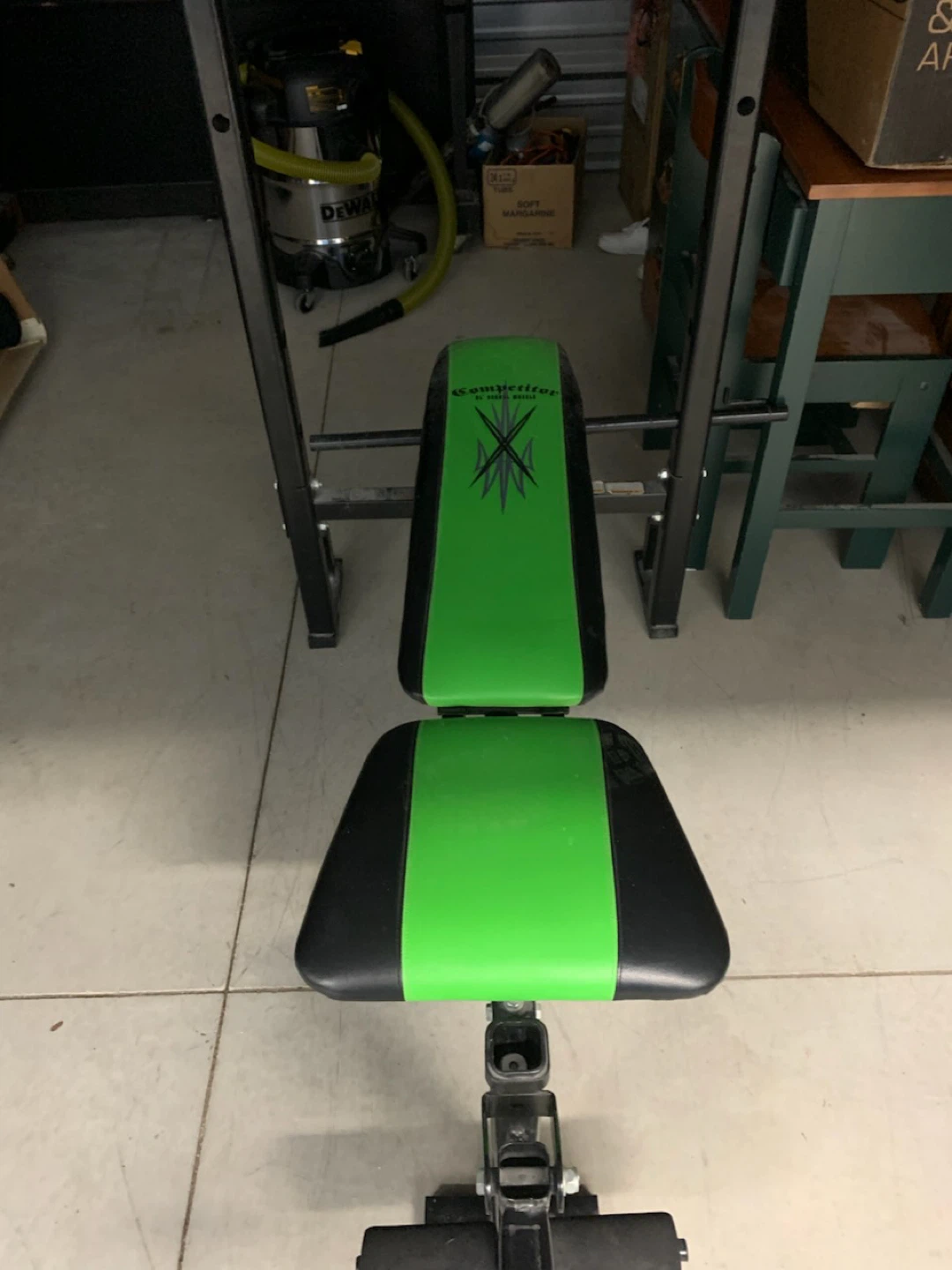 Competitor Weight Bench with 30lb Kettlebell Set - photo 2