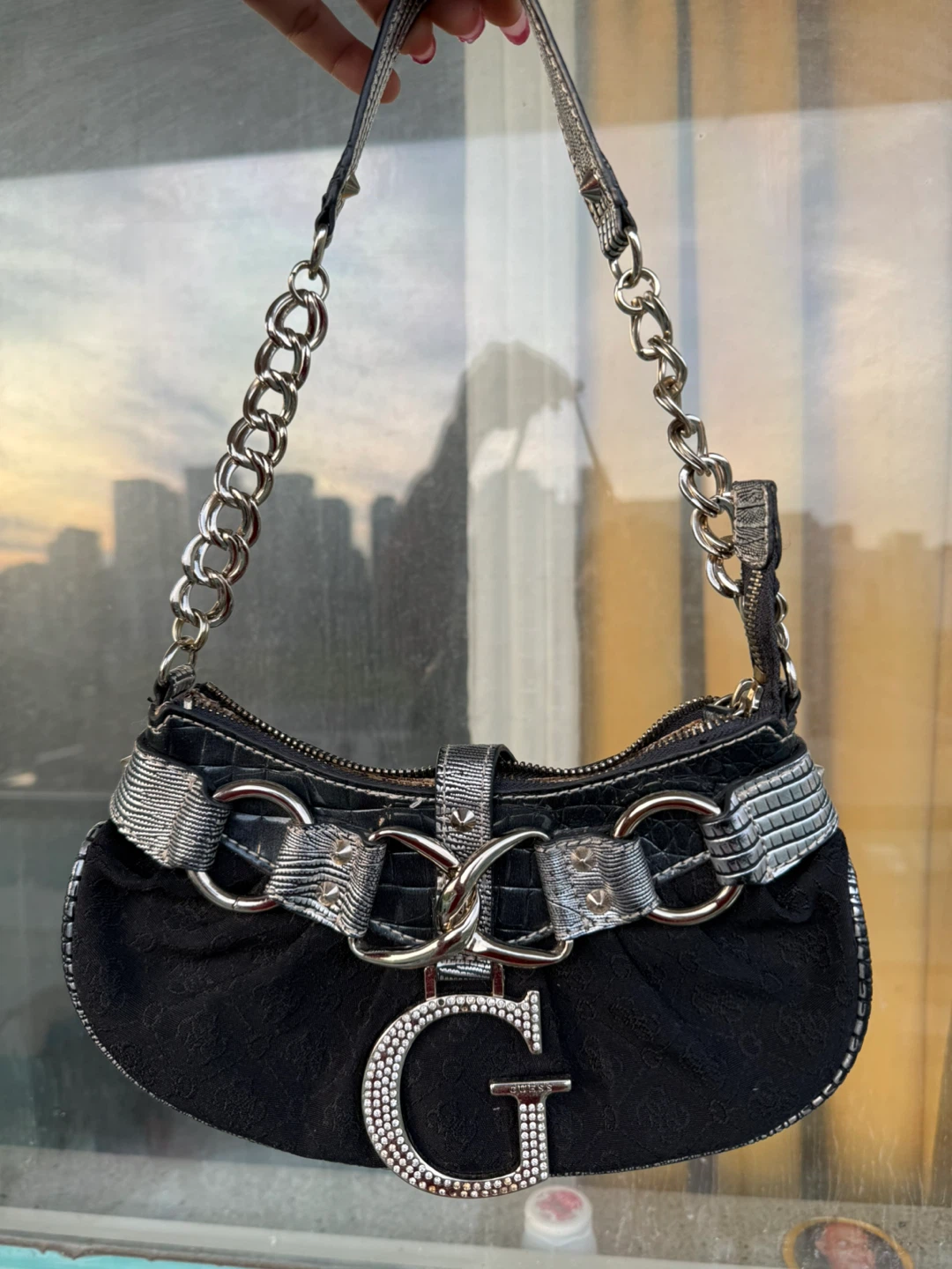 Vintage Y2K GUESS bag - photo 2