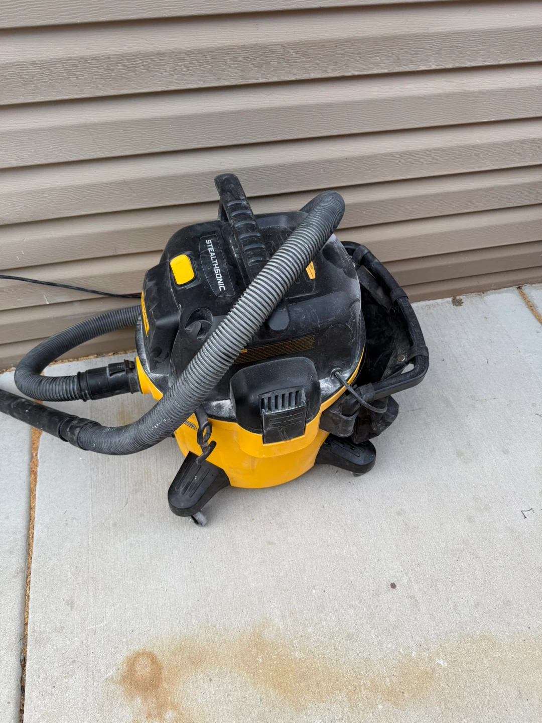 DeWalt 9 Gallon Wet/Dry Vac - photo 3