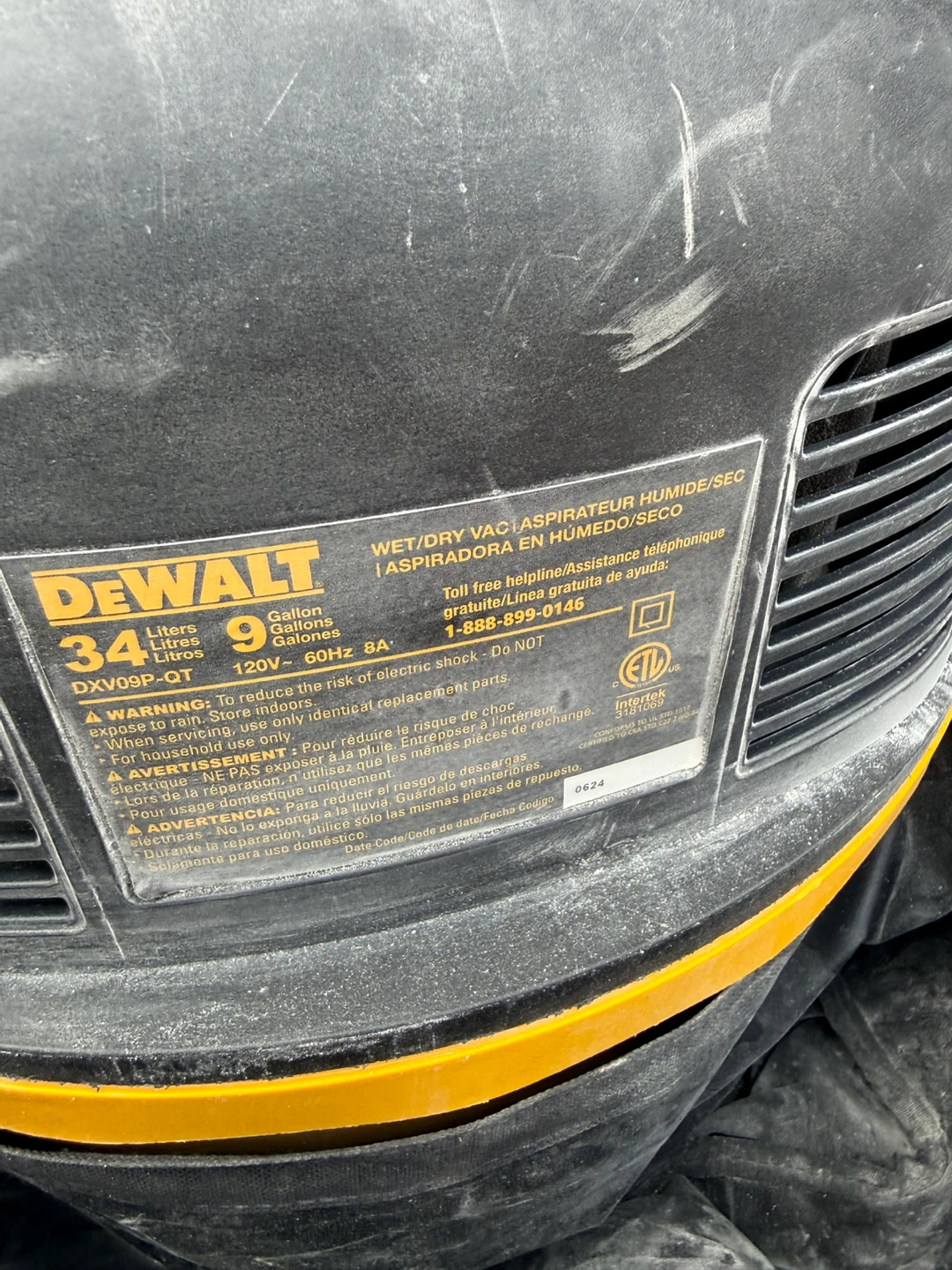 DeWalt 9 Gallon Wet/Dry Vac - photo 5