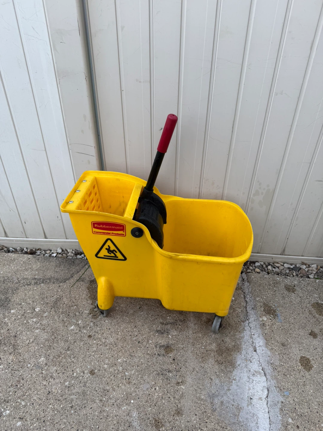 Rubbermaid Commercial Yellow Mop Bucket with Wringer - photo 3