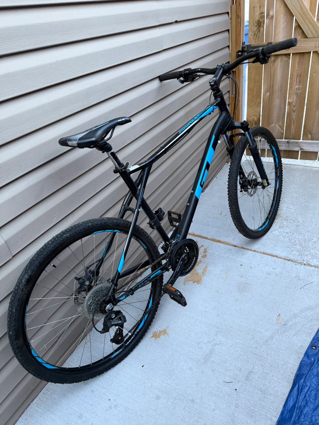 GT Men's Mountain Bike