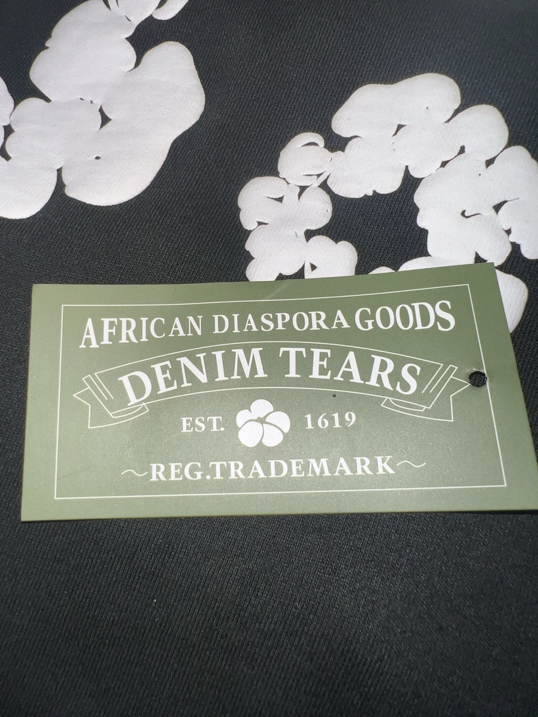 Denim Tears Black Sweatpants with White Floral Print - photo 5