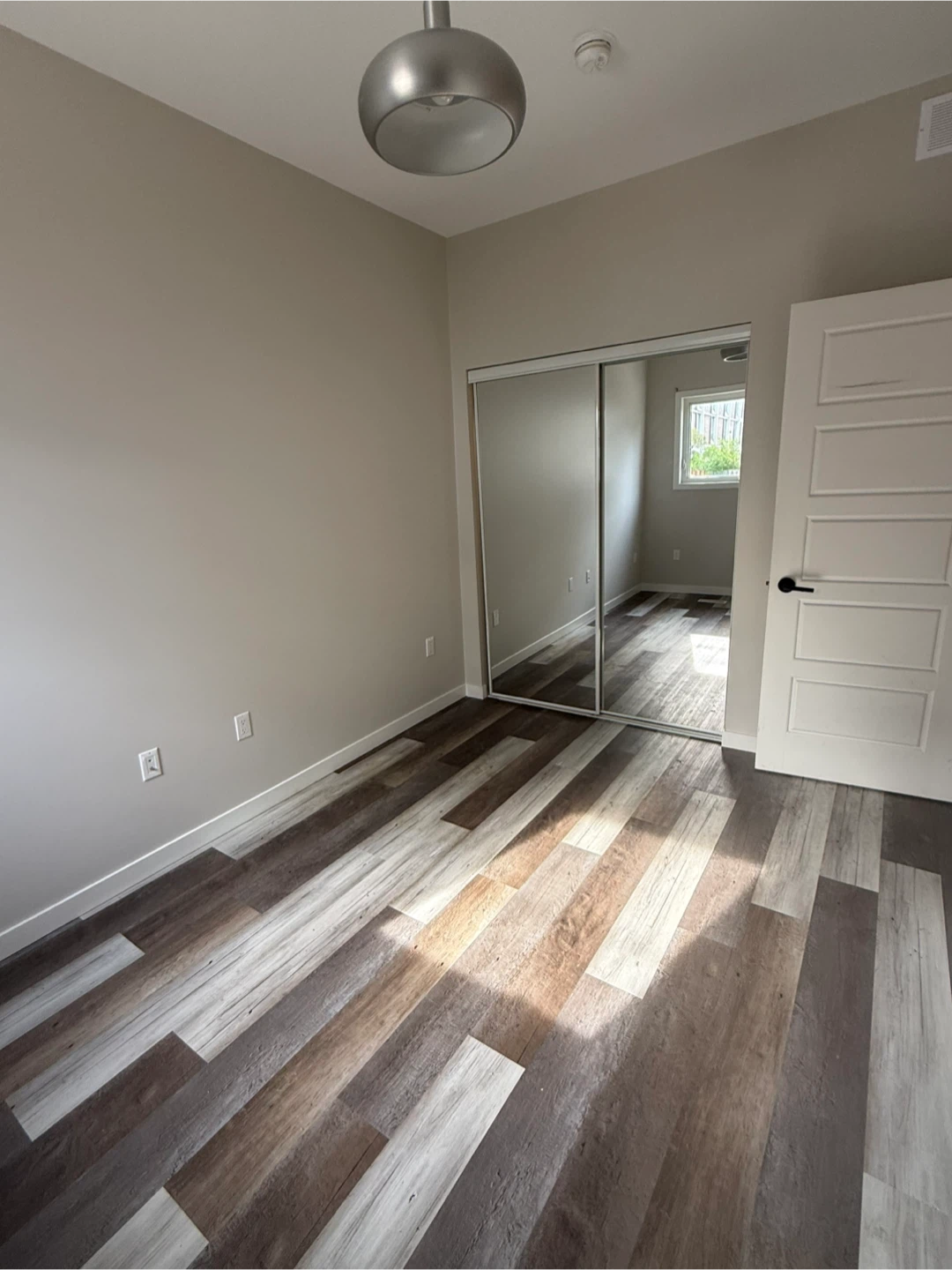 Two Bedroom House For Rent - photo 3