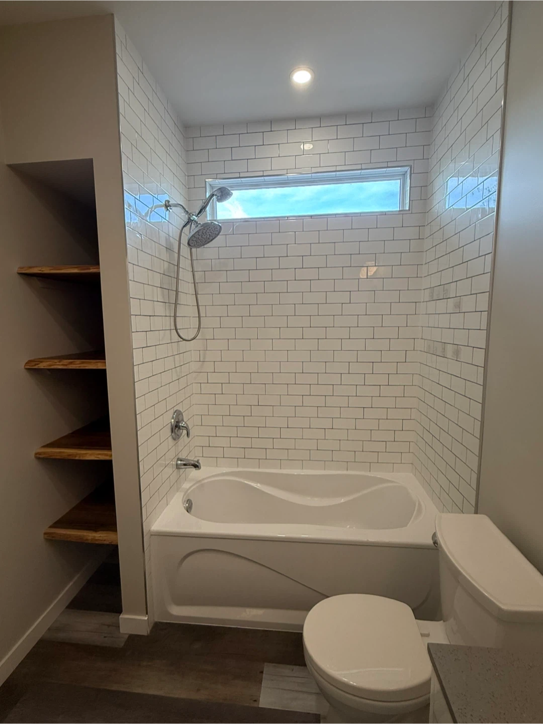 Two Bedroom House For Rent - photo 4