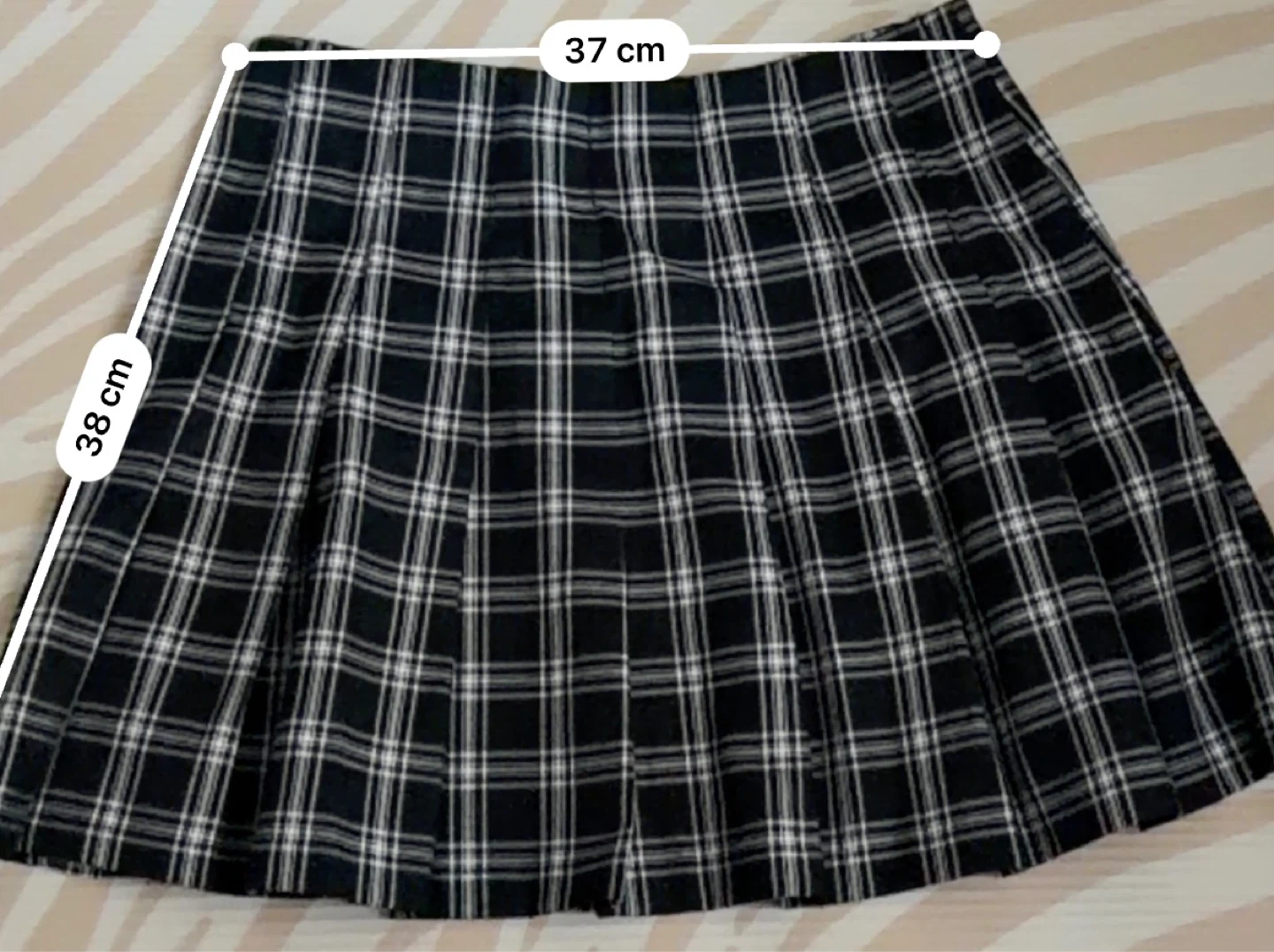 H&M Divided Plaid Pleated Mini Skirt - photo 3