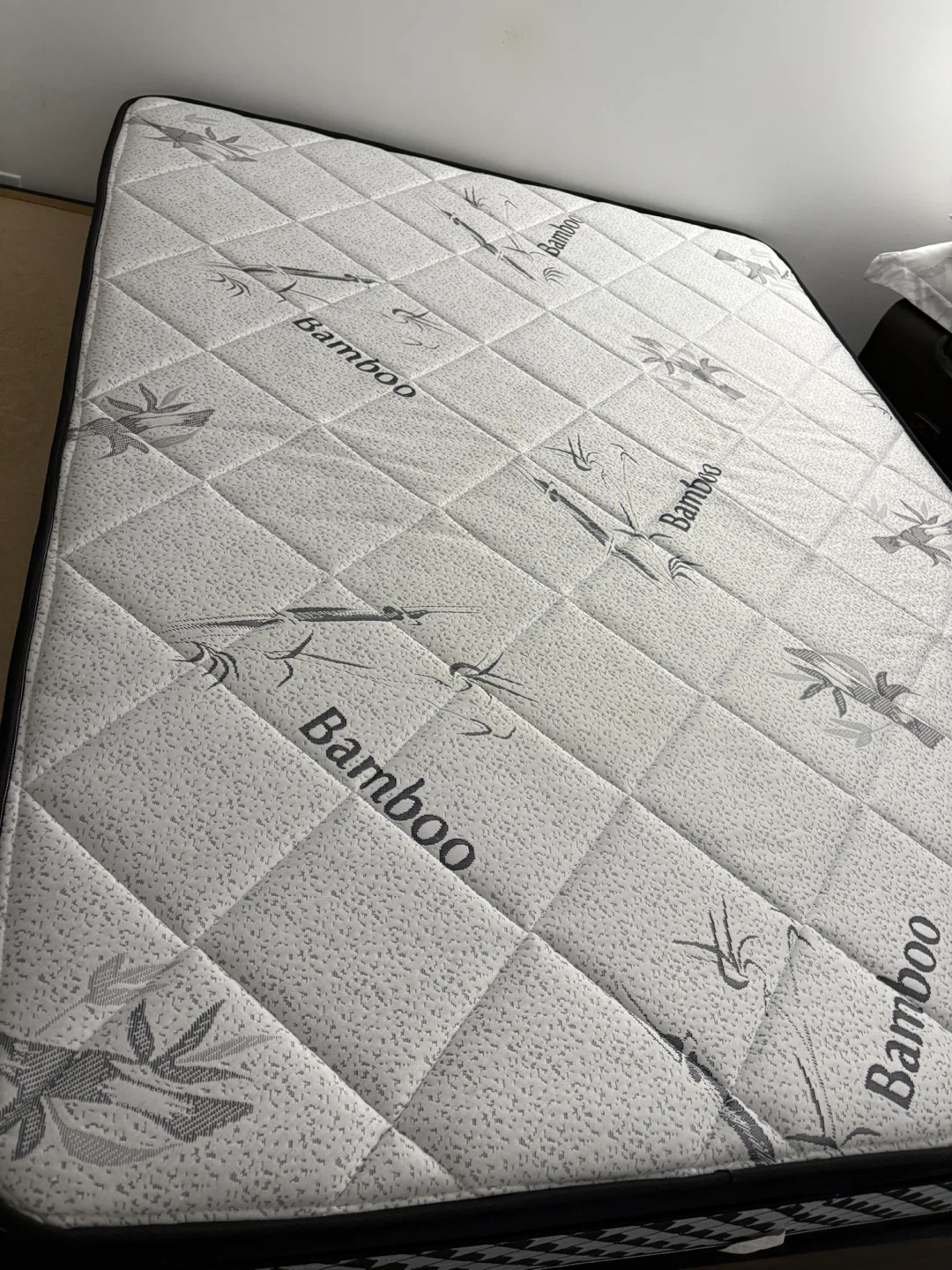 Queen size Mattress - photo 4