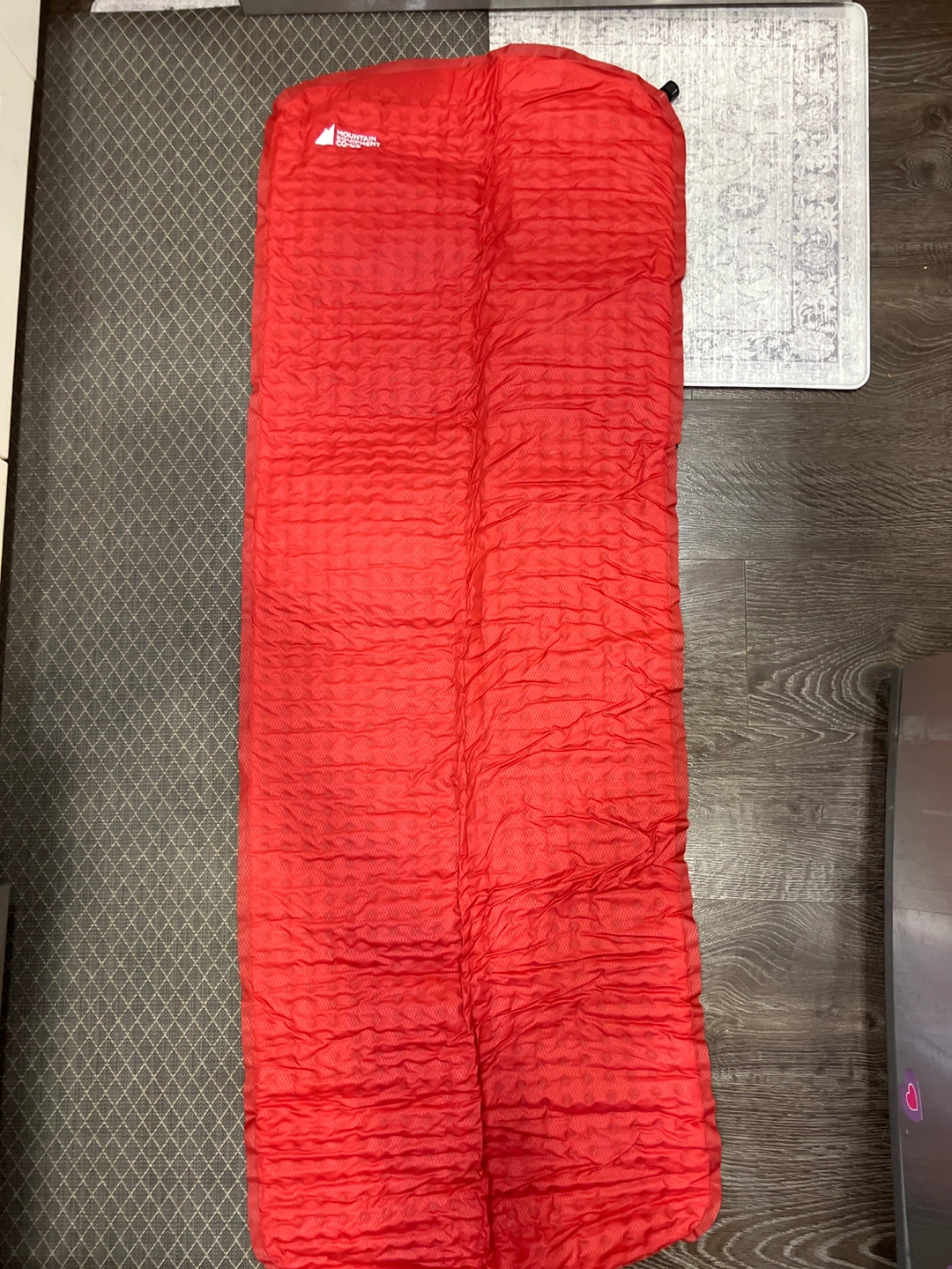 MEC Kelvin 3.8 Self-Inflating Sleeping Pad - Red & Blue Edition - photo 3