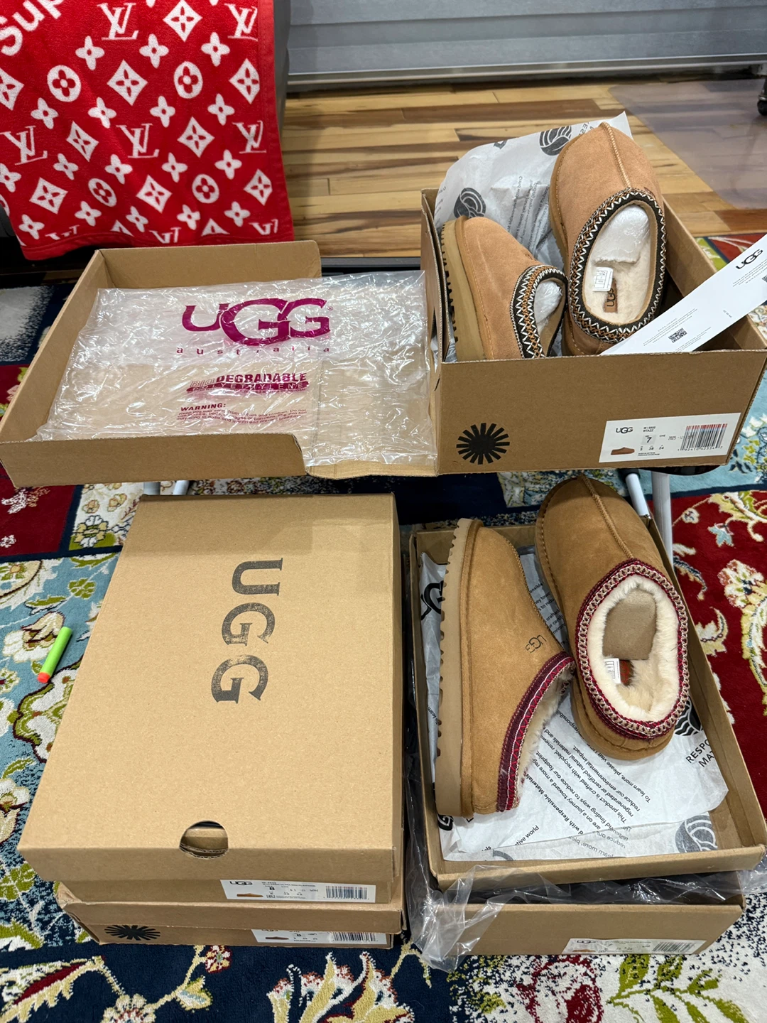 UGG Scuffette II Slipper - Chestnut - Size 7 - photo 3